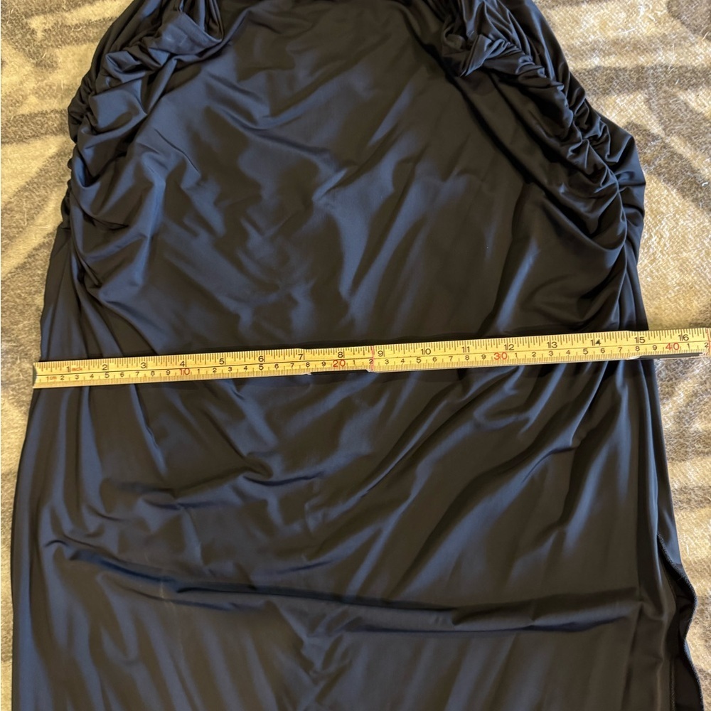 Lulus Black NWOT two piece scrunched skirt set Sz L - Picture 13 of 13